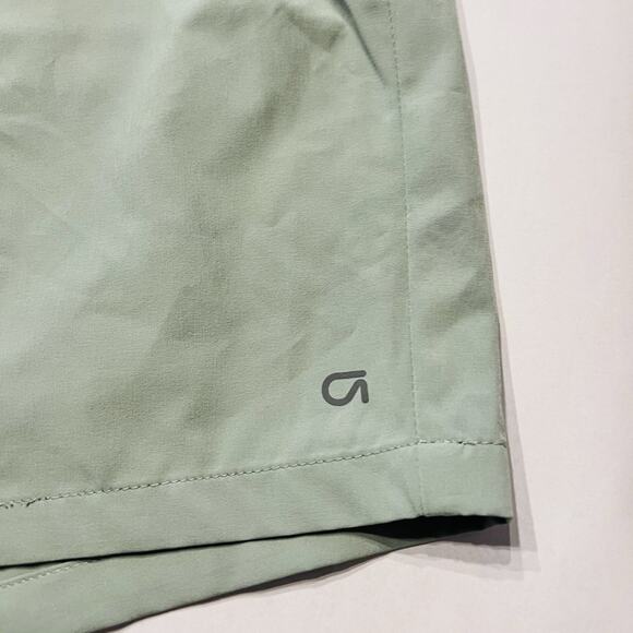 GapFit Men's Movement Short Size XL, Jade/Green - Picture 3 of 6